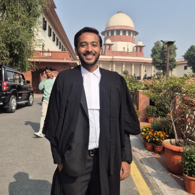 Adv. Akshay Aggarwal - Practising Advocate, The Chambers of Adv. Akshay Aggarwal, Rohini New Delhi